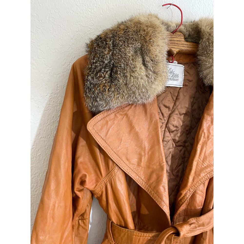 Vintage SAKS 5th Ave LEATHER Women's JACKET Coat Size 12 Fur Tailored Belted - Picture 5 of 16